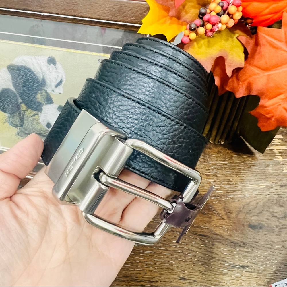 Coach Men's Black Leather Belt with Polished Silver Buckle